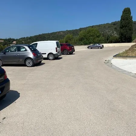La Petite Maison De Manou Homestay Caunes-Minervois