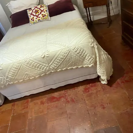 La Petite Maison De Manou Homestay Caunes-Minervois